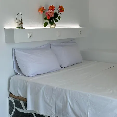 Hotel In Himaras Heart