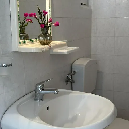 מלון In Himaras Heart הימארה