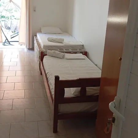 מלון In Himaras Heart 3*