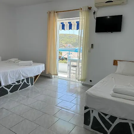 In Himaras Heart Hotel